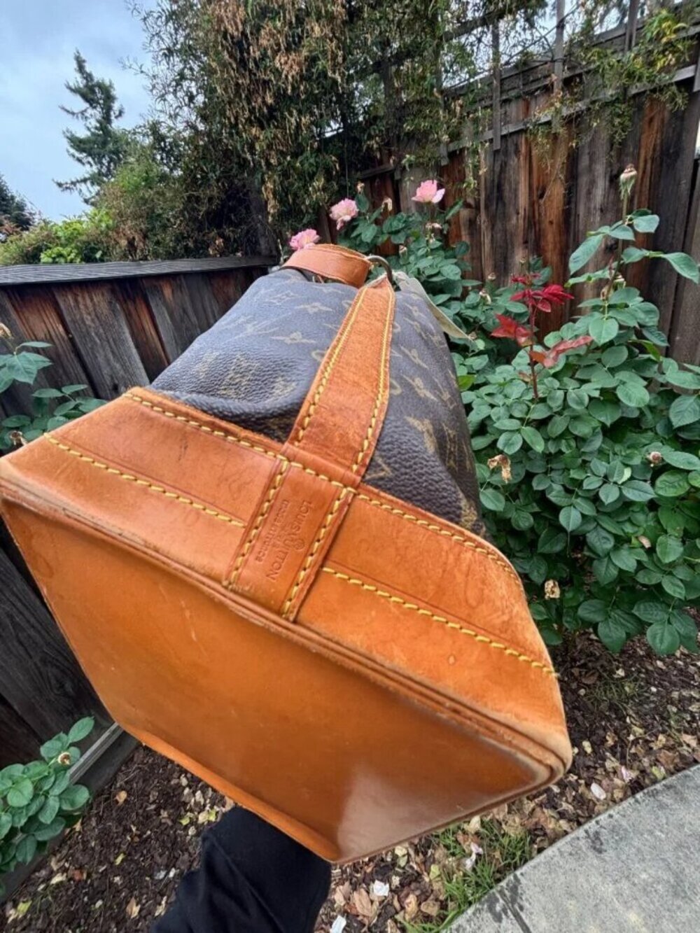 Louis Vuitton Monogram Noe Shoulder Bag - Picture 12 of 14